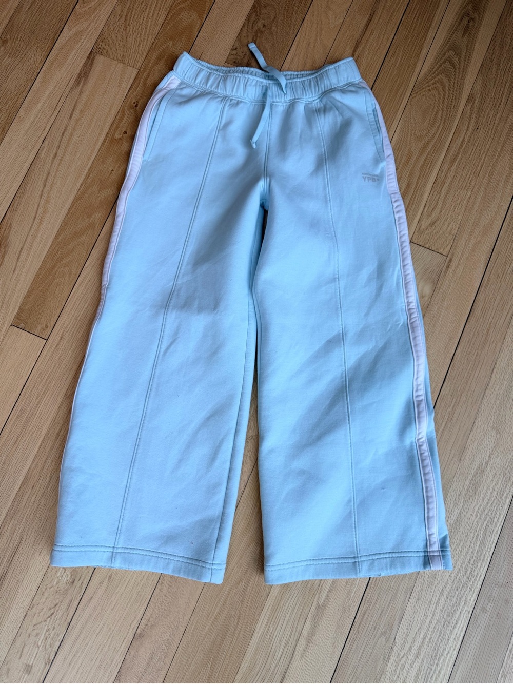 Abercrombie Kids YPB neoknit low rise track pants baby blue 7/8